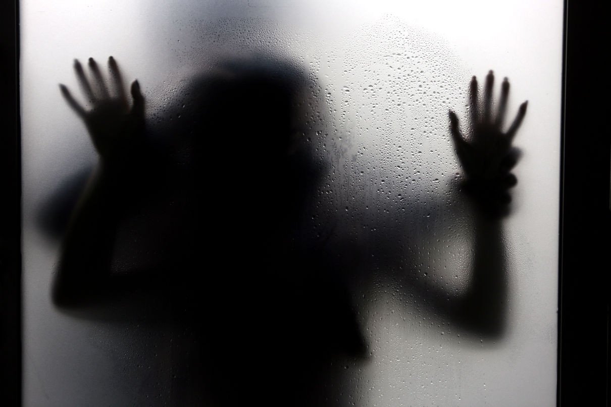Tragedi di Hari Lebaran: Sejoli Tewas dalam Mobil, Penjelasan dan Penyelidikan Polisi