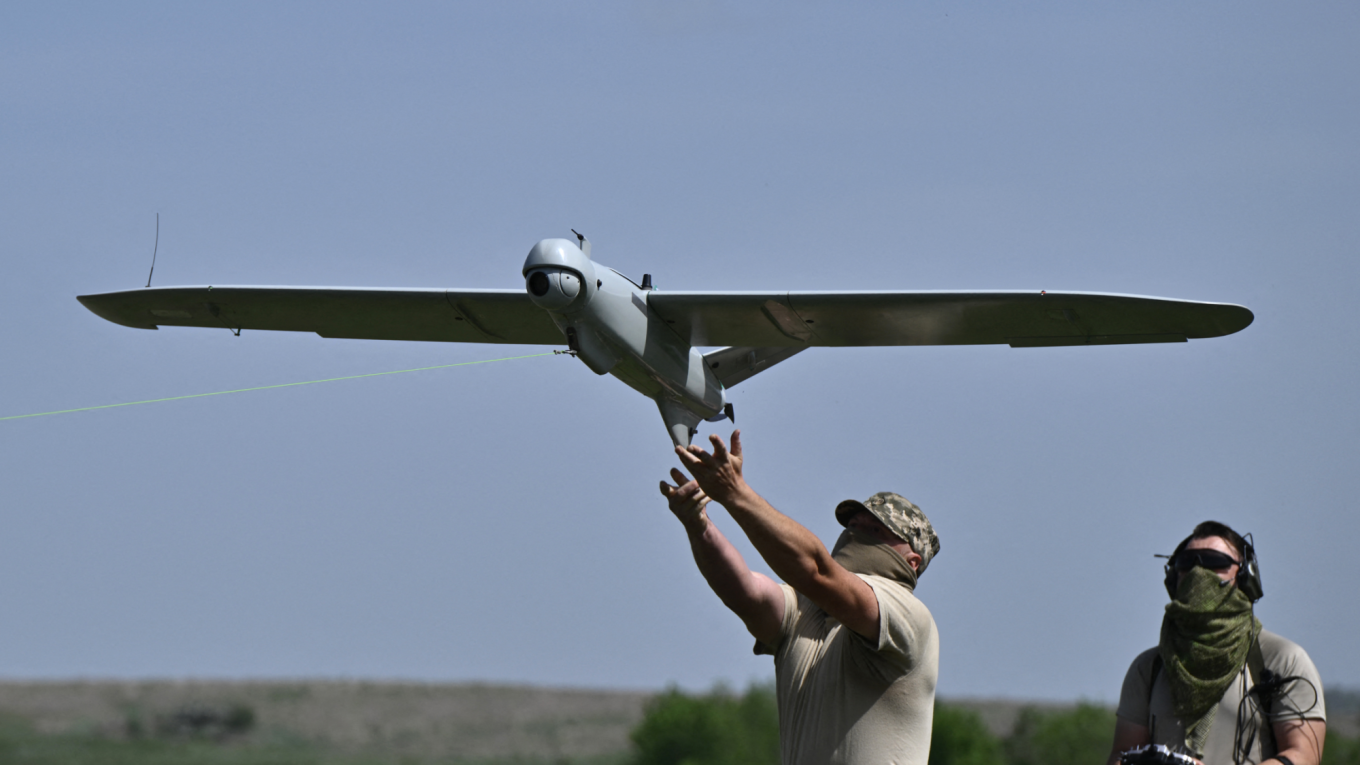 Serangan Drone Ukraina Terhadap Pangkalan Militer Rusia