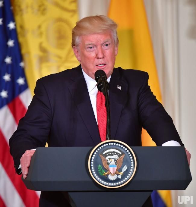 Trump Gunakan Momen Natal untuk Menyindir Lawan Politik